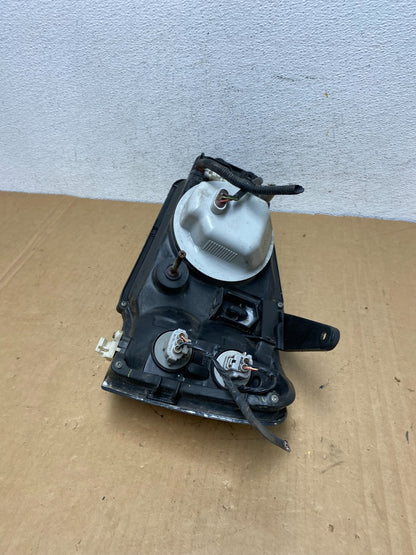 2001 to 2004 Subaru Legacy Outback Right Passenger Rh Headlight AD2750 DW7