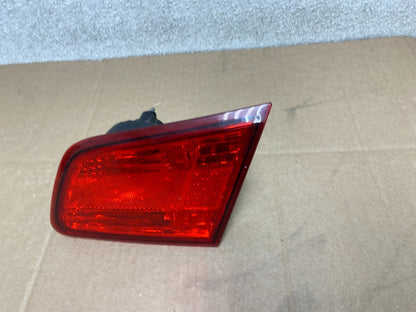2010-2014 Subaru Legacy Right Passenger Rh Side Tail Light Inner T5609 DW1