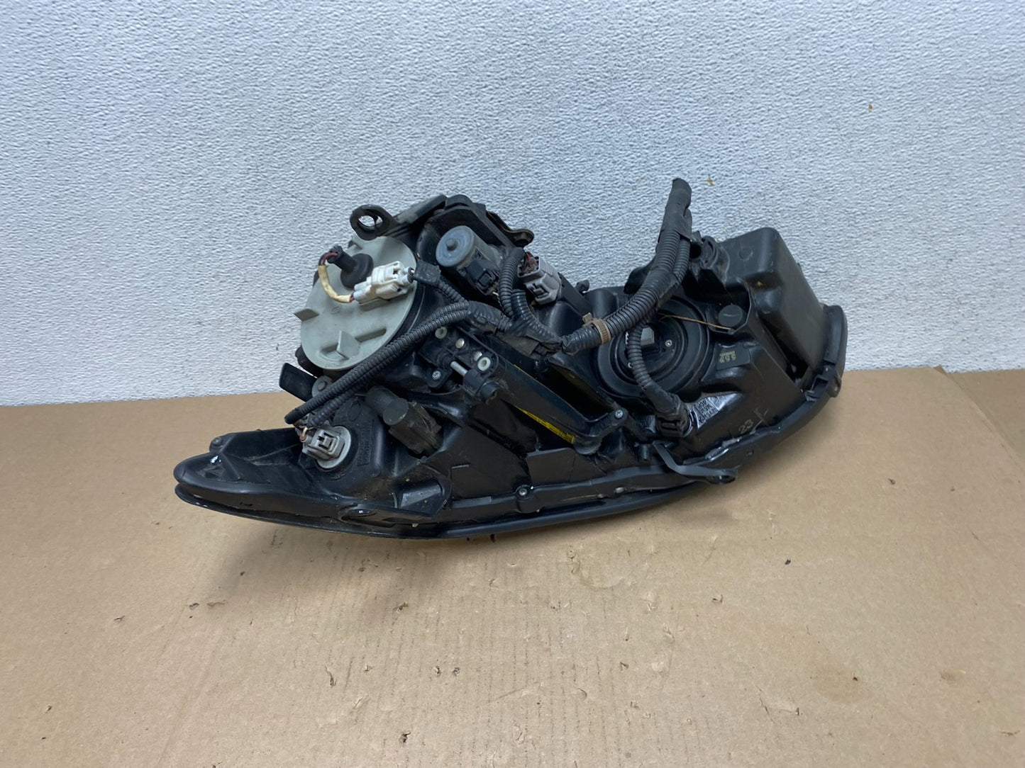 2004 - 2009 Lexus RX330 RX350 Xenon Right Passenger Side Headlight AG6693 DW5