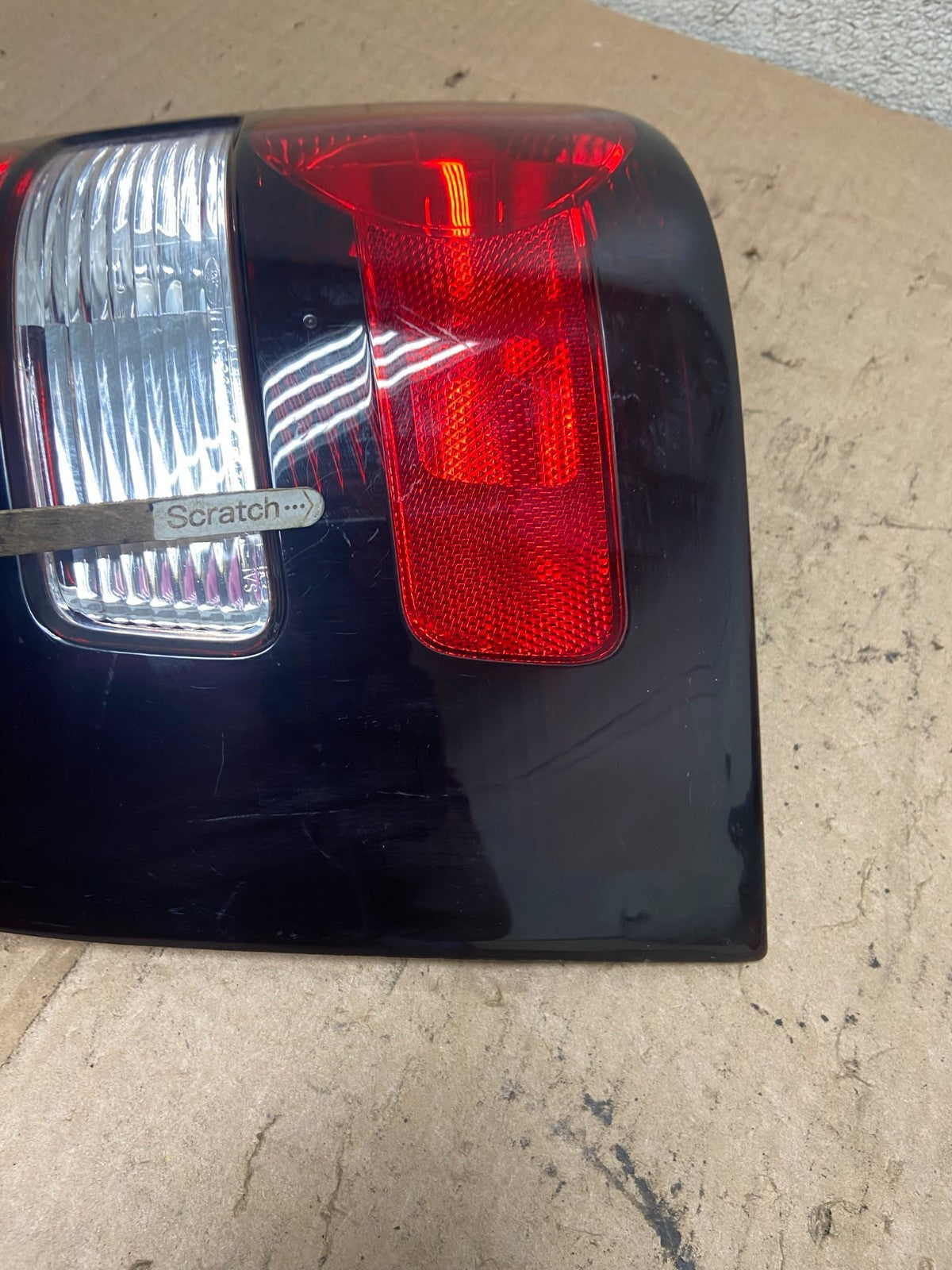 2006 to 2010 Ford Explorer Left Driver Lh Side Tail light R3248 DW3