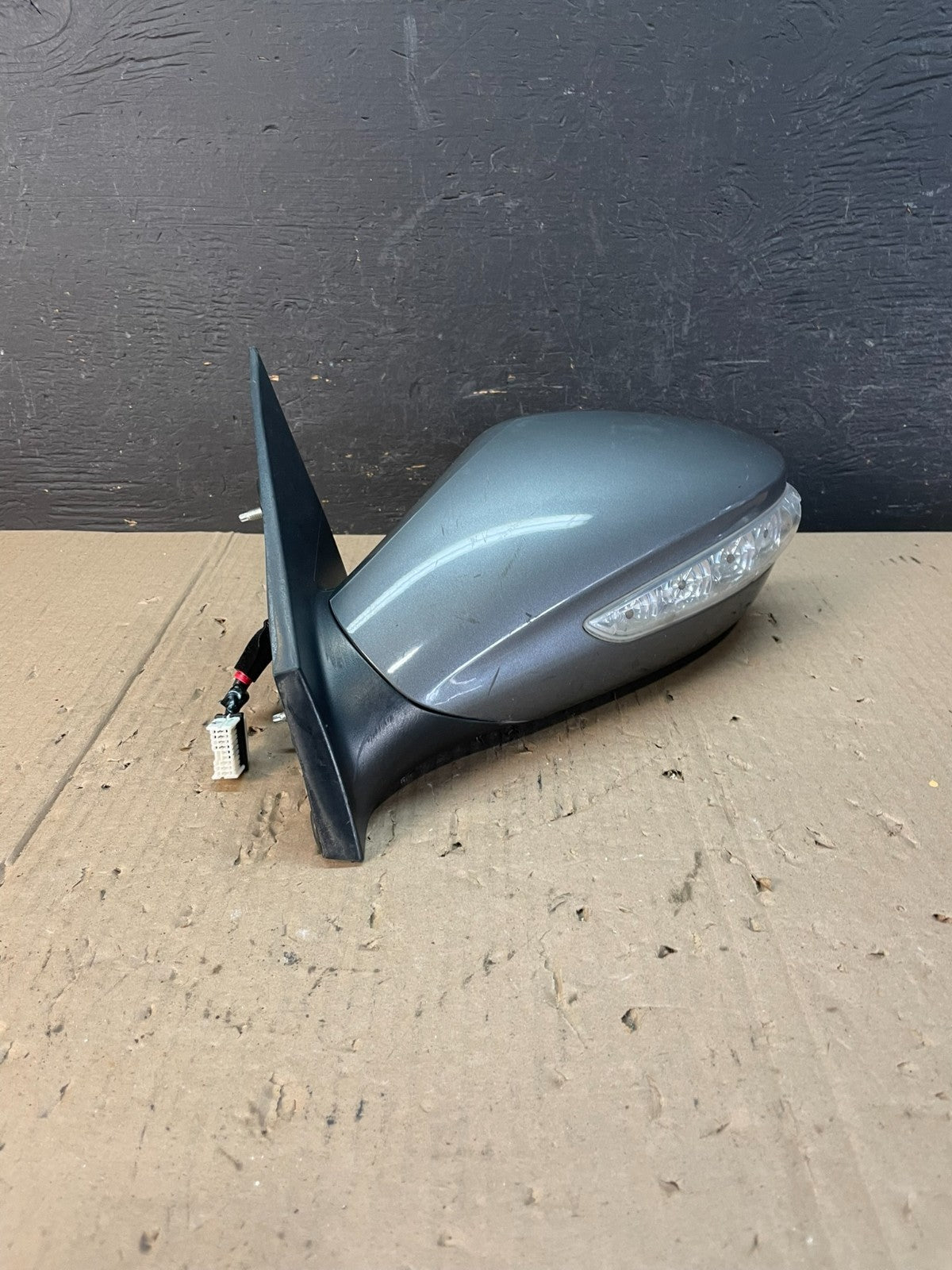 2011-2015 Hyundai Sonata Left Driver Side View Turn Sgn Door Mirror OE AE0725 DW1