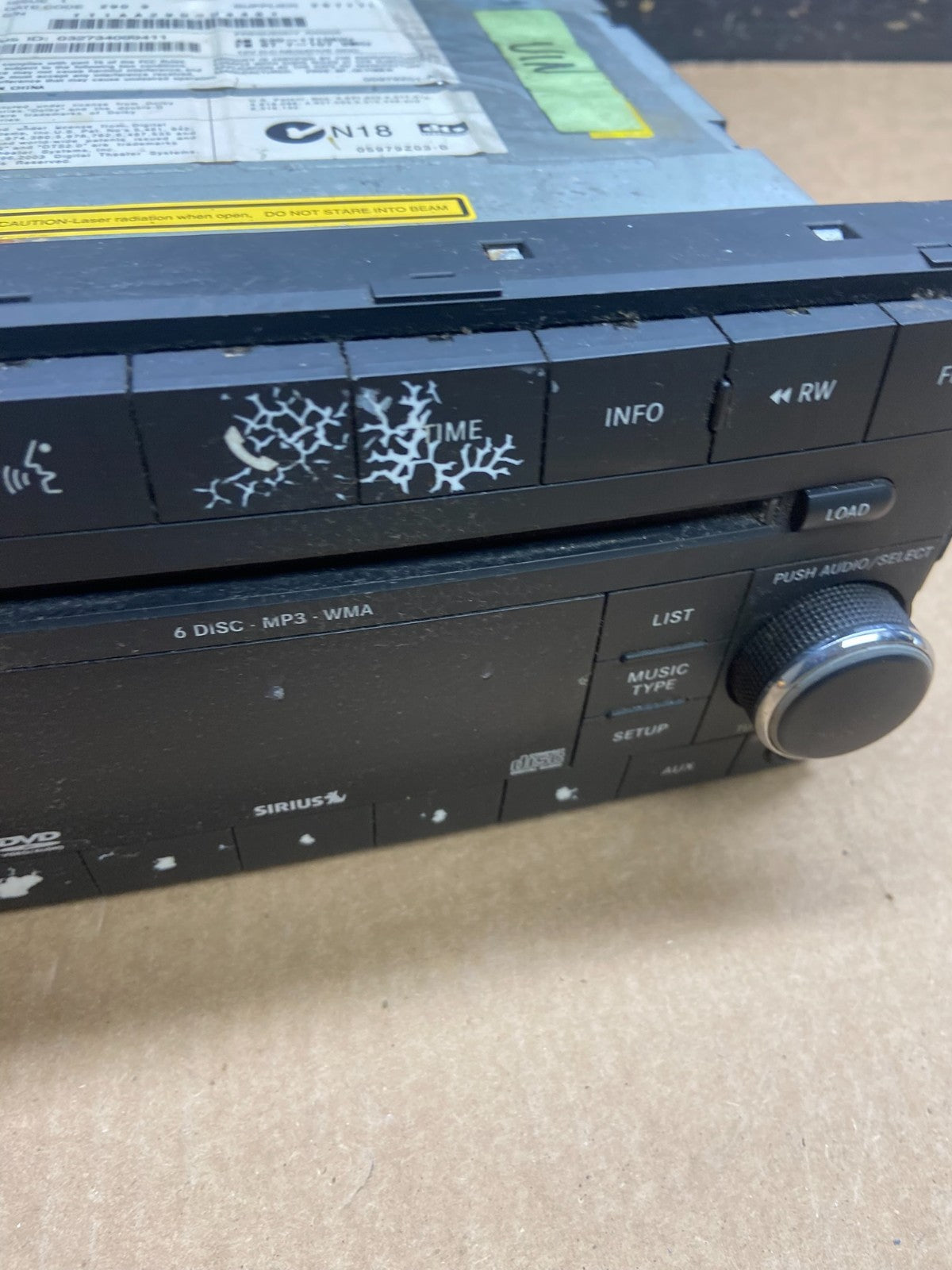 2010 Dodge Journey AM FM Radio 6 Disc CD Player Receiver X6524 DG1