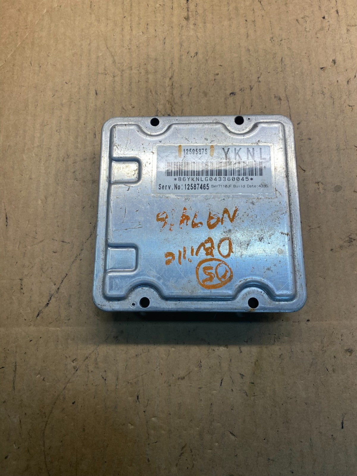 2004 - 2005 Cadillac Deville Engine Control Unit Module ECM ECU AC2484 DG1