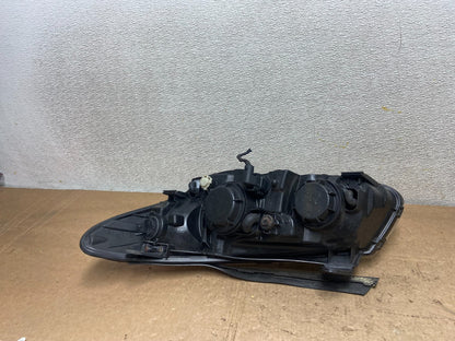 2007 2008 2009 2010 Hyundai Elantra Right Passenger Side Headlight OEM Y7007 DW5