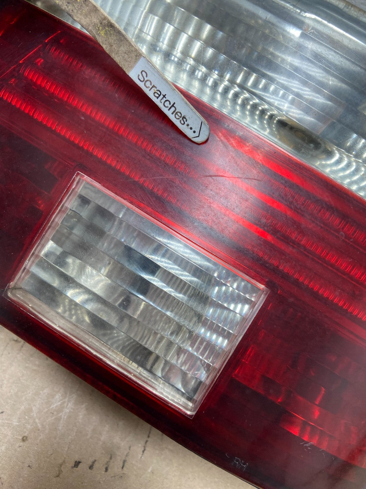 2001- 2003 BMW 5 Series E39 530i Left+Right Set Side Tail Lights AE7332 DW4