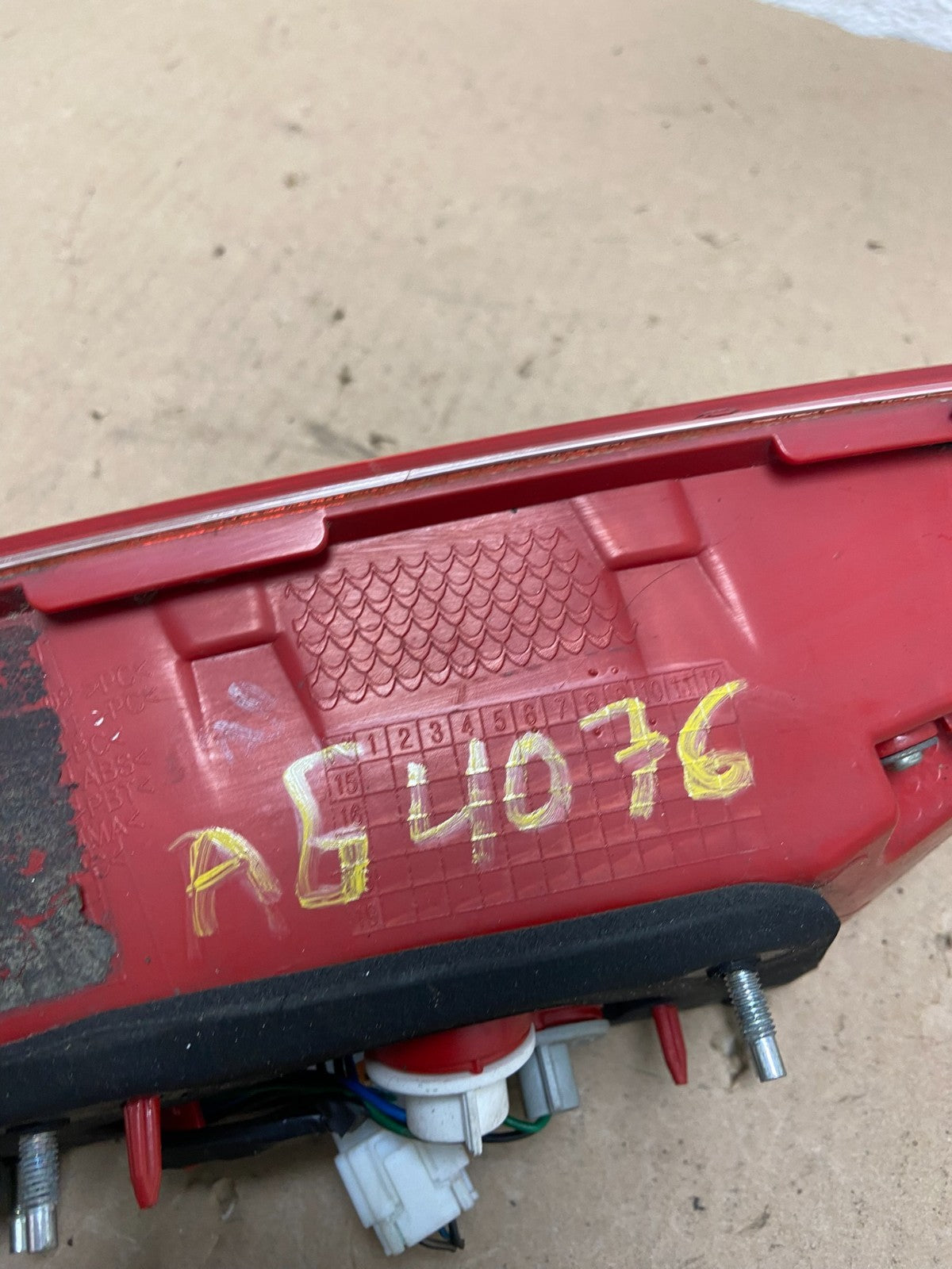 2016 to 2018 Kia Optima Right Passenger Side Tail Light Inner AG40766