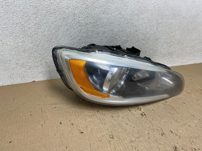 2014 to 2018 Volvo S60 Right Passenger RH Side Halogen Headlight AH6008 DW1