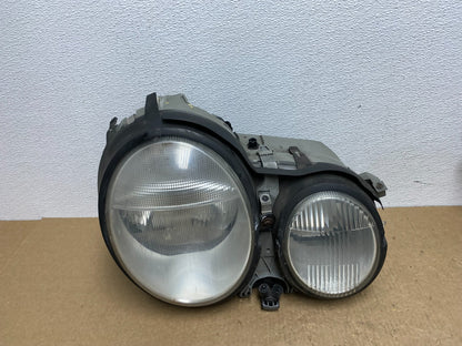 2000-2002 Mercedes E E320 E430 Right Passenger Xenon HID Headlight OEM AC1355 DW0