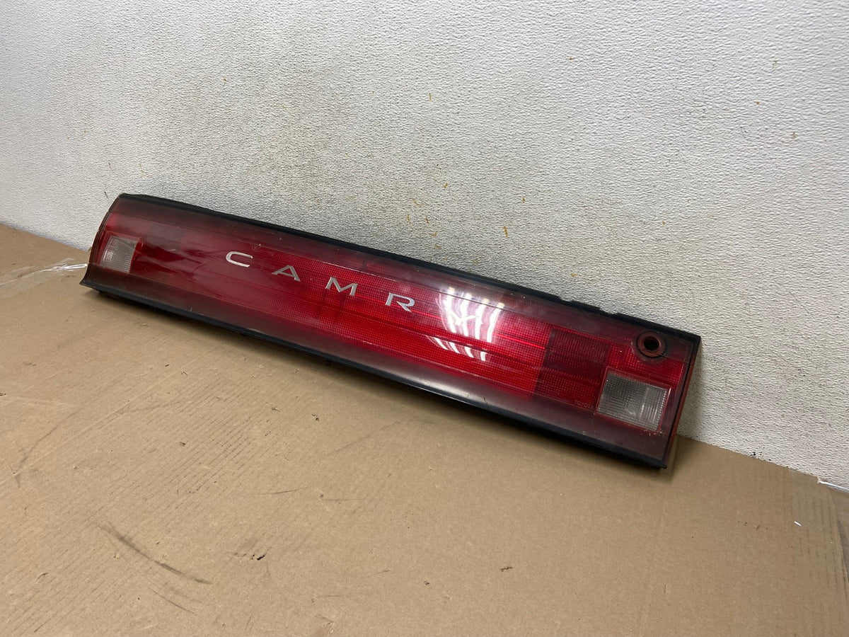 1992 1993 1994 Toyota Camry Center Trunk Rear Tail Light AH6710 LK2