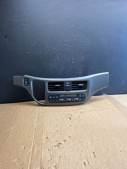 2005 to 2010 Honda Odyssey Radio Climate Control Dash Trim Bezel AD2260 DG0