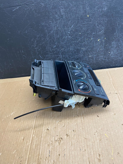 2003 to 2008 Toyota Corolla Matrix Climate Heater A/C AC Control Panel ad2241 DG2