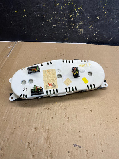 2004 to 2005 Jaguar XJ8 Instrument Cluster Gauge Speedometer AB2117 DG4