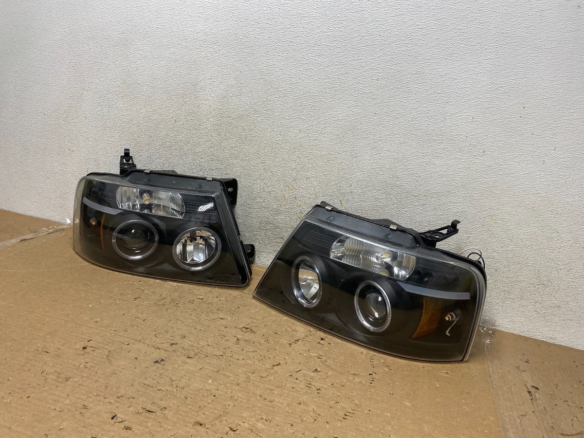 1999 - 2004 Jeep Grand Cherokee Left+Right Set Black LED Headlights AH9222 DG2