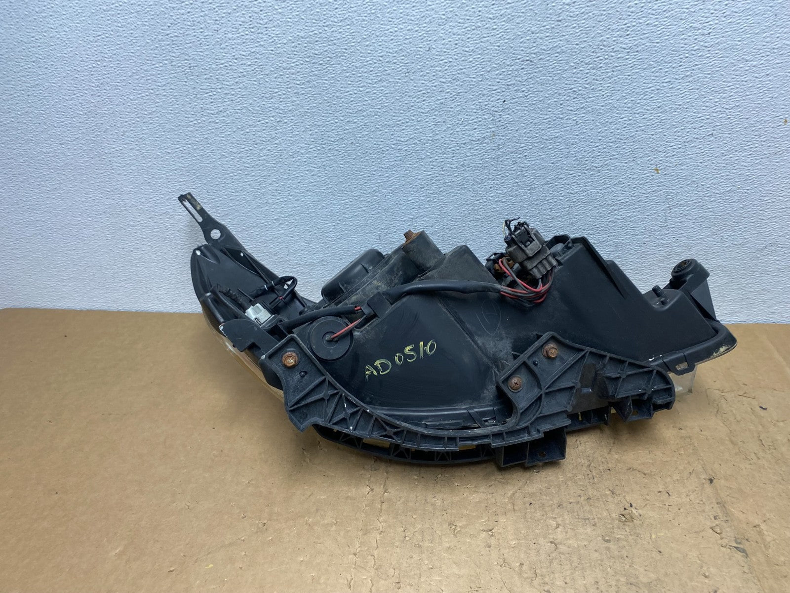 2009-2013 Subaru Forester Left Driver LH Halogen Headlight AD0510 DW7