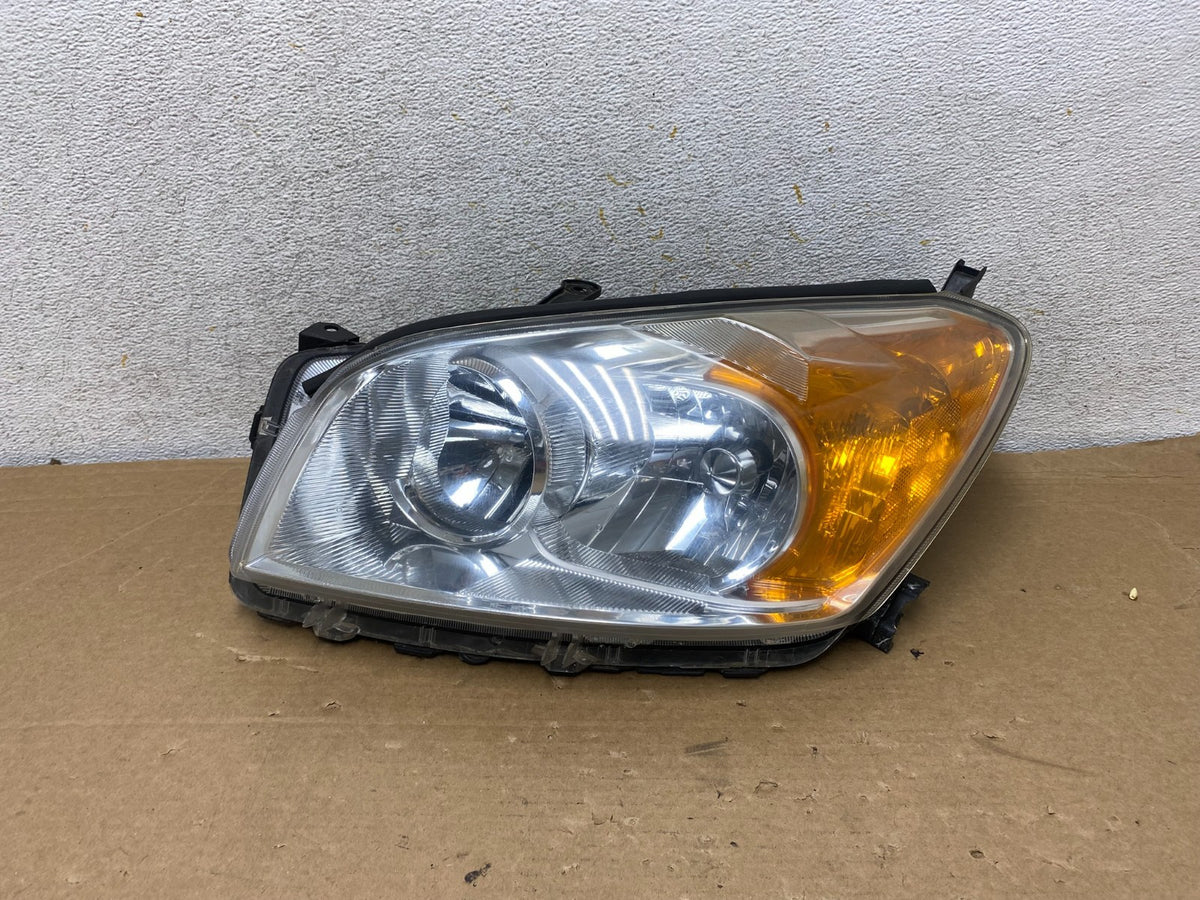 2009 - 2012 Toyota Rav4 Left Driver LH Side Headlight Halogen AH8310 DW0