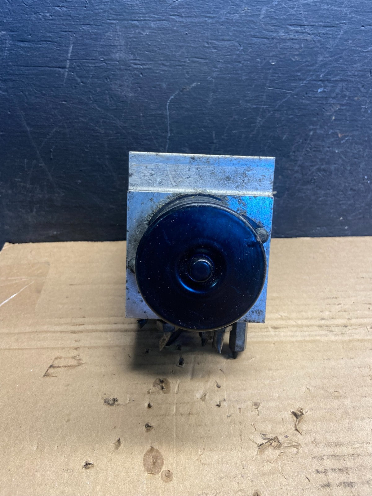 2006 2007 Ford E250 E350 Econoline Anti-Lock ABS Antilock Brake Pump AE2456 DG5
