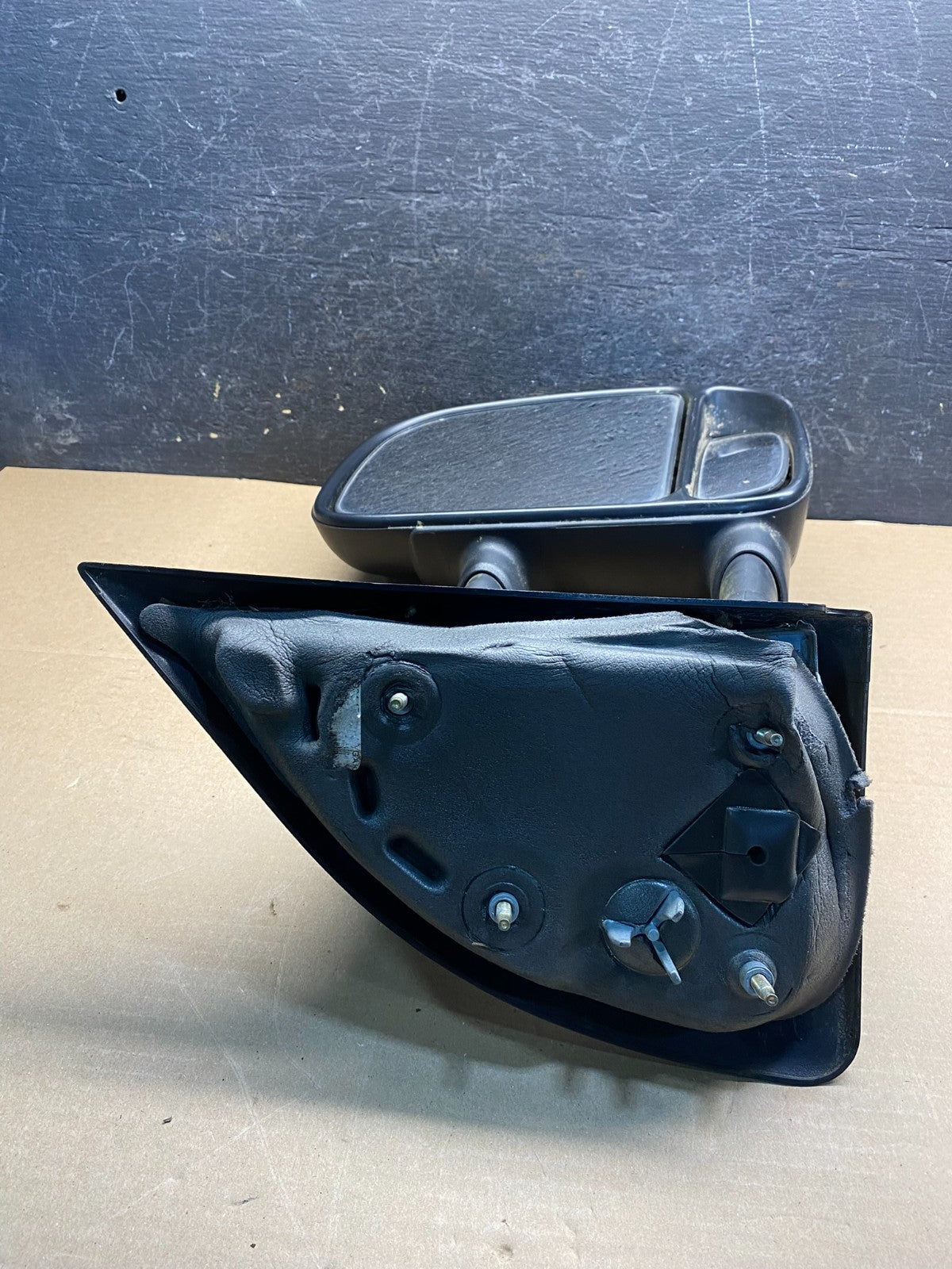 1999 to 2007 Ford F250 F350 F550 Duty Right Passenger RH Side Mirror ah9744 DG4
