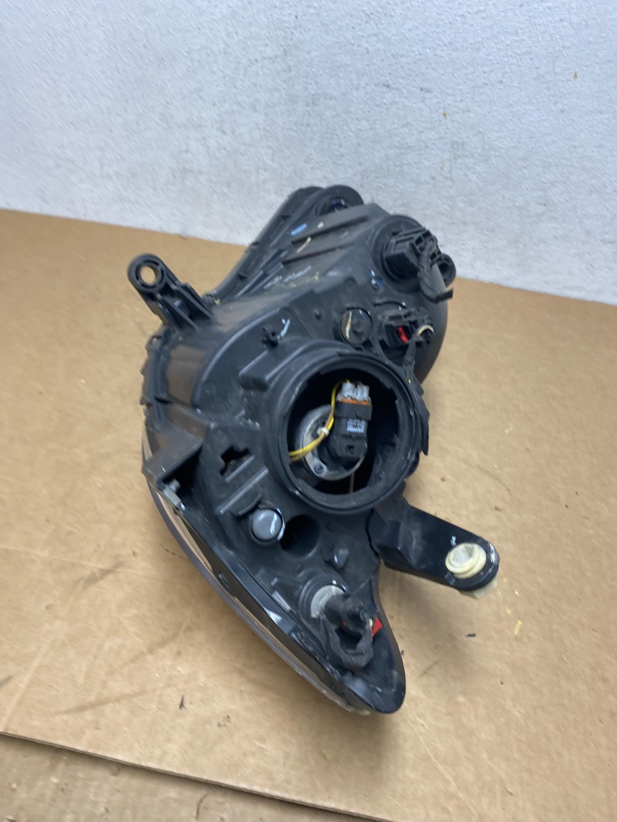 2011 2012 2013 2014 Chrysler 200 Right Passenger Halogen Headlight AD6173 DW9