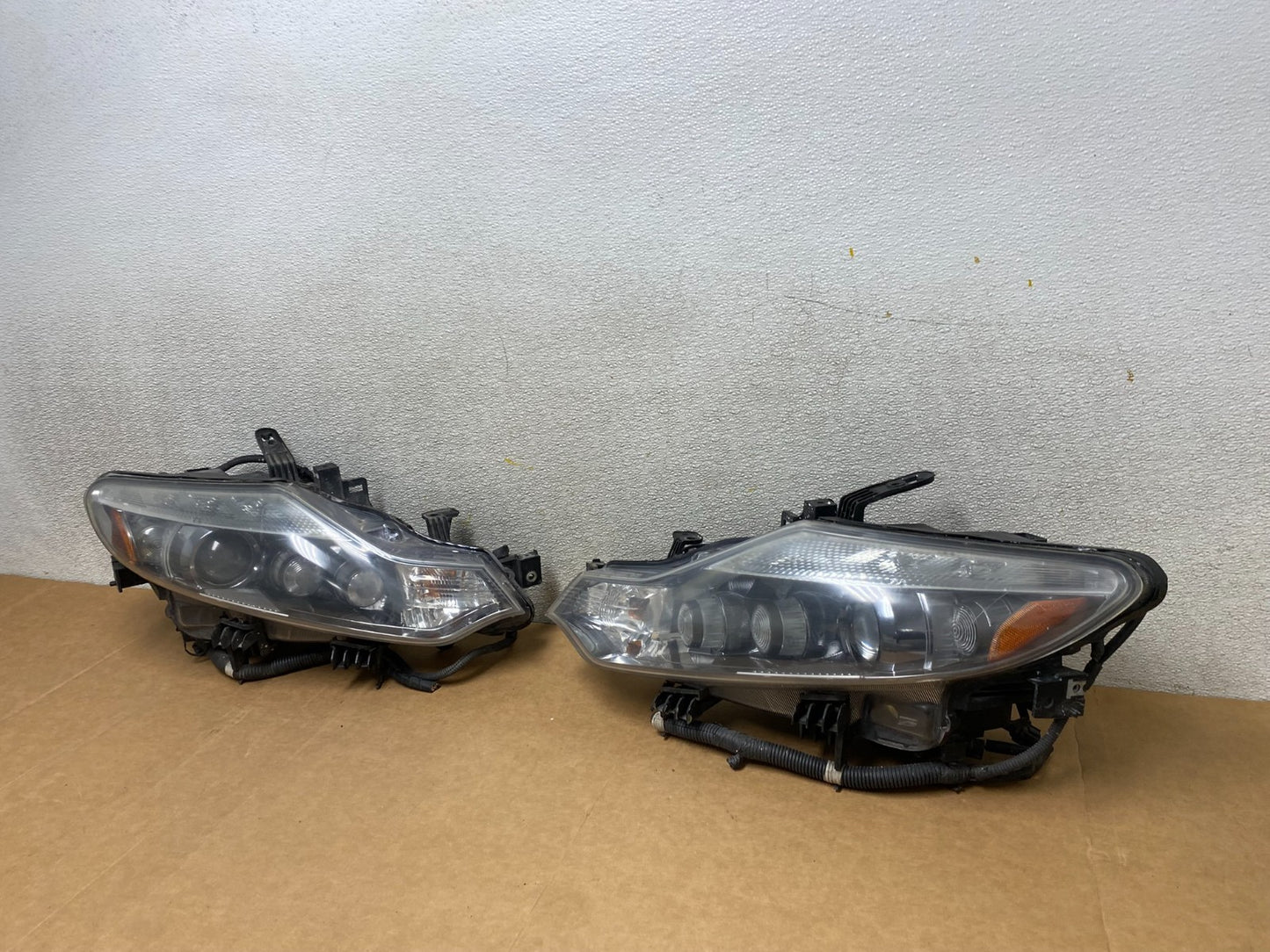 Xenon 2011 2012 2013 2014 Nissan Murano Headlights Left+Right Oem X2698 DW1