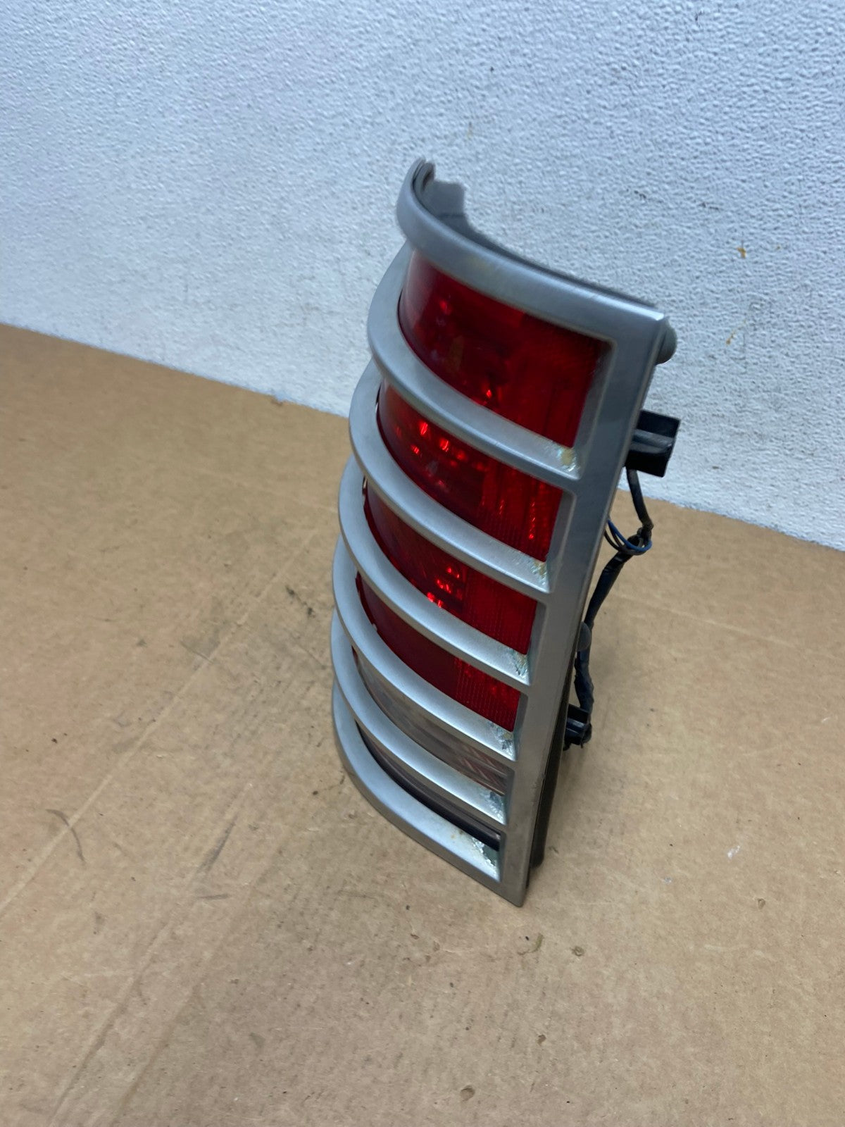 2002 to 2005 Mercury Mountaineer Left Driver Lh Side Tail Light AD5492 LK1
