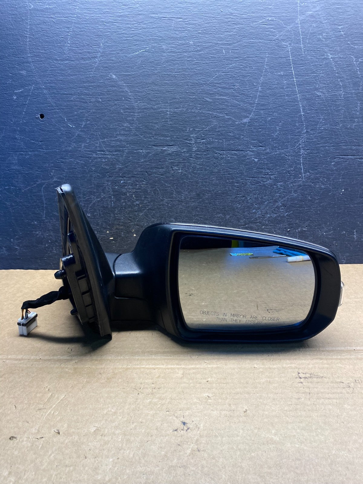 2011 to 2015 Kia Sorento Right Passenger Door Mirror Turn Signal AF8853 DG9