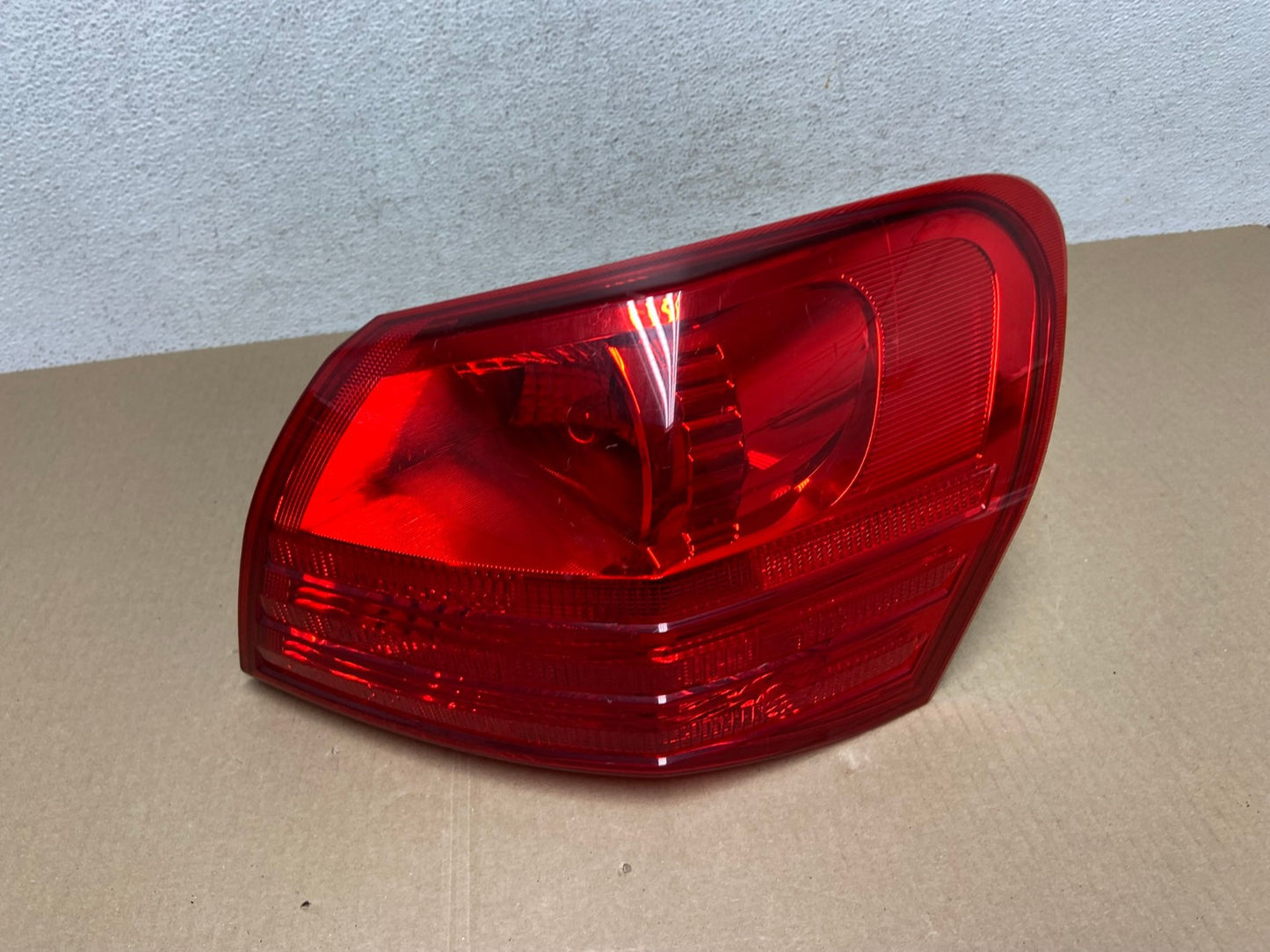 2008 to 2015 Nissan Rogue Right Passenger Rh Side Tail Light AE6919 LK0