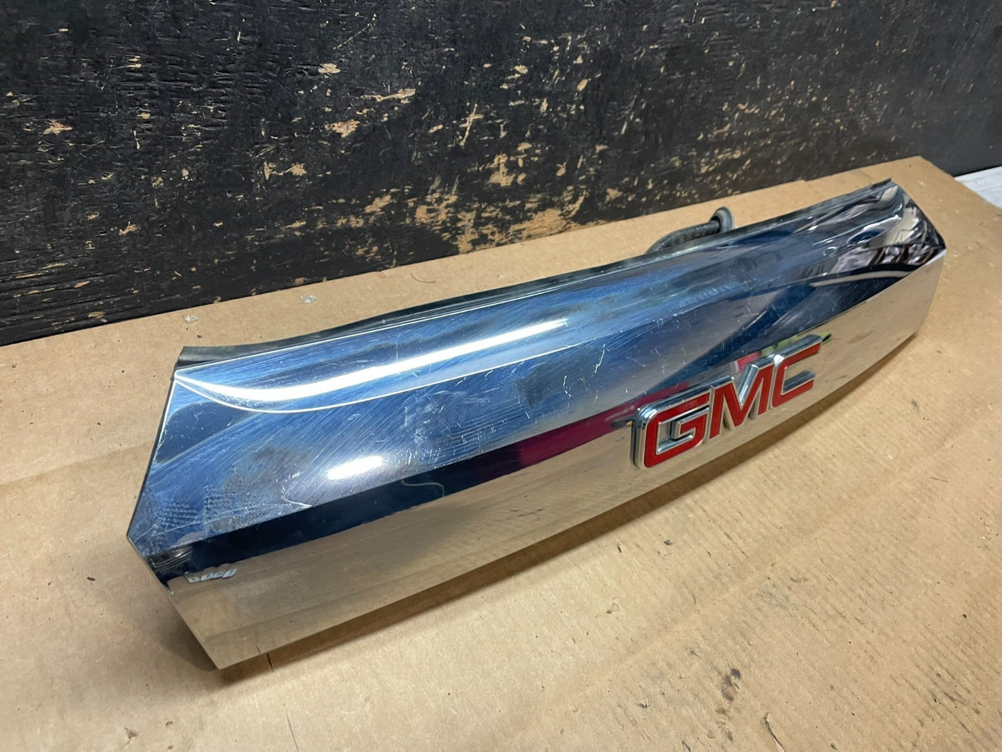 2010-2015 Gmc Terrain Lift Gate Handle Trim Back Up Camera AA9166 DG1