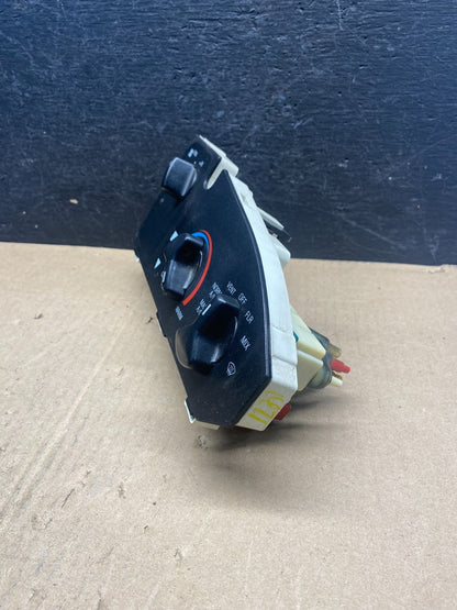 1997-2014 Ford Van Econoline E150 E250 Heater Climate Fan Control AE7807 DW2