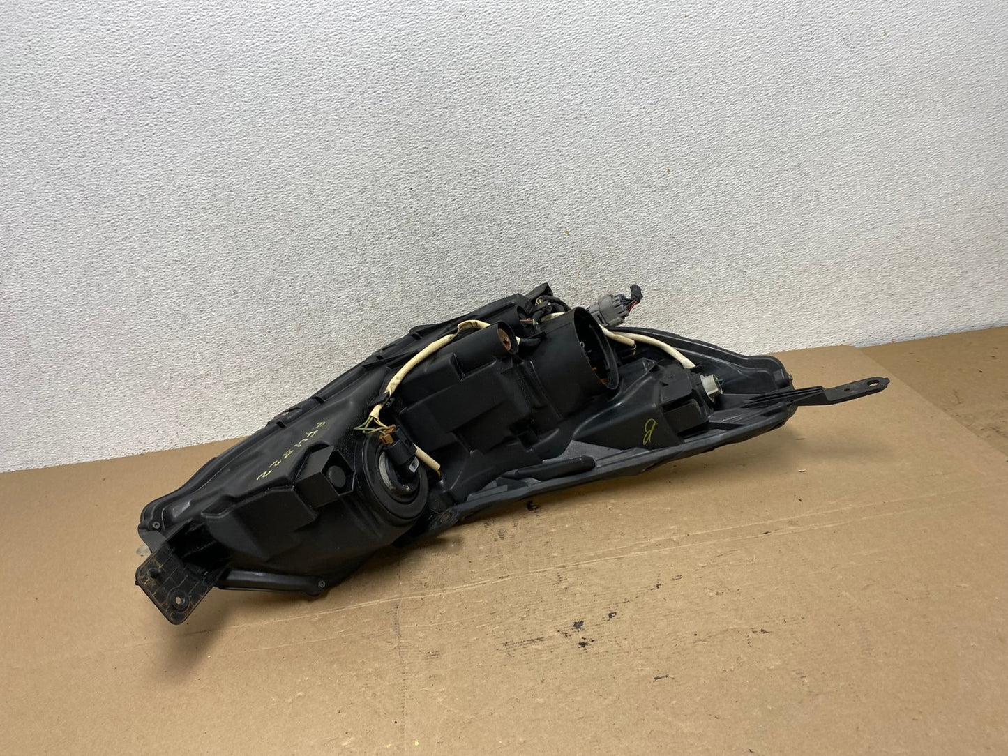2010 2011 2012 Subaru Legacy Outback Left Driver Halogen Headlight AF4522 LK5