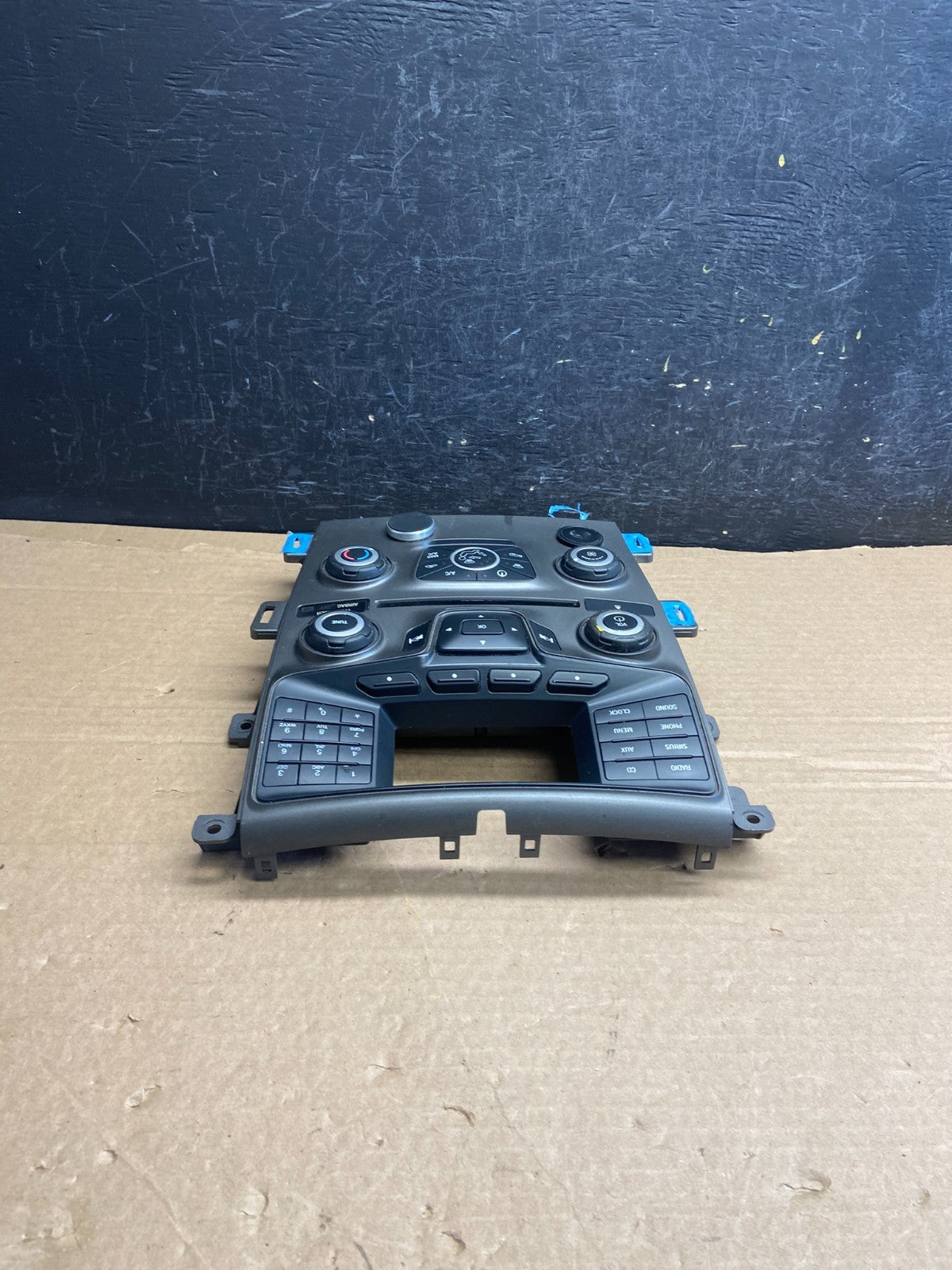2011-2014 Ford Edge Heater Climate Control Radio CD Control Dash Bezel af2485 DG3