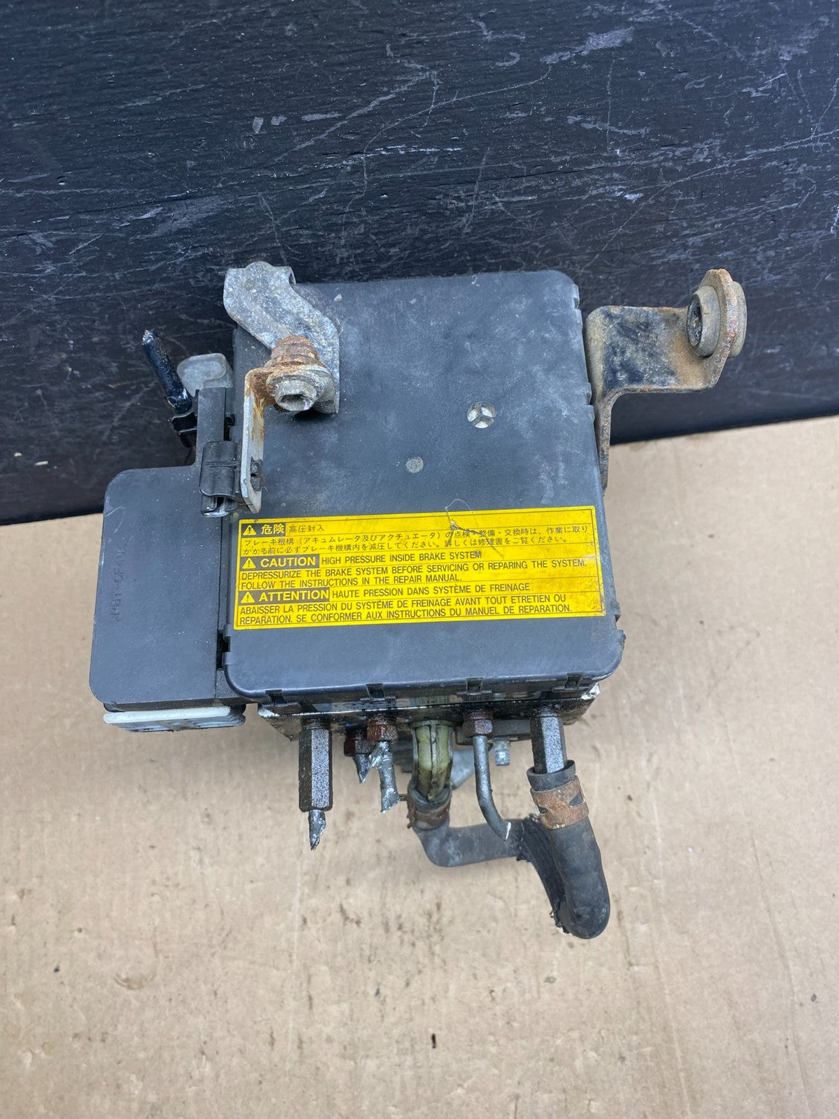 2004 - 2009 Toyota Prius ABS Brake Pump Anti Lock Module AE7499 DW0