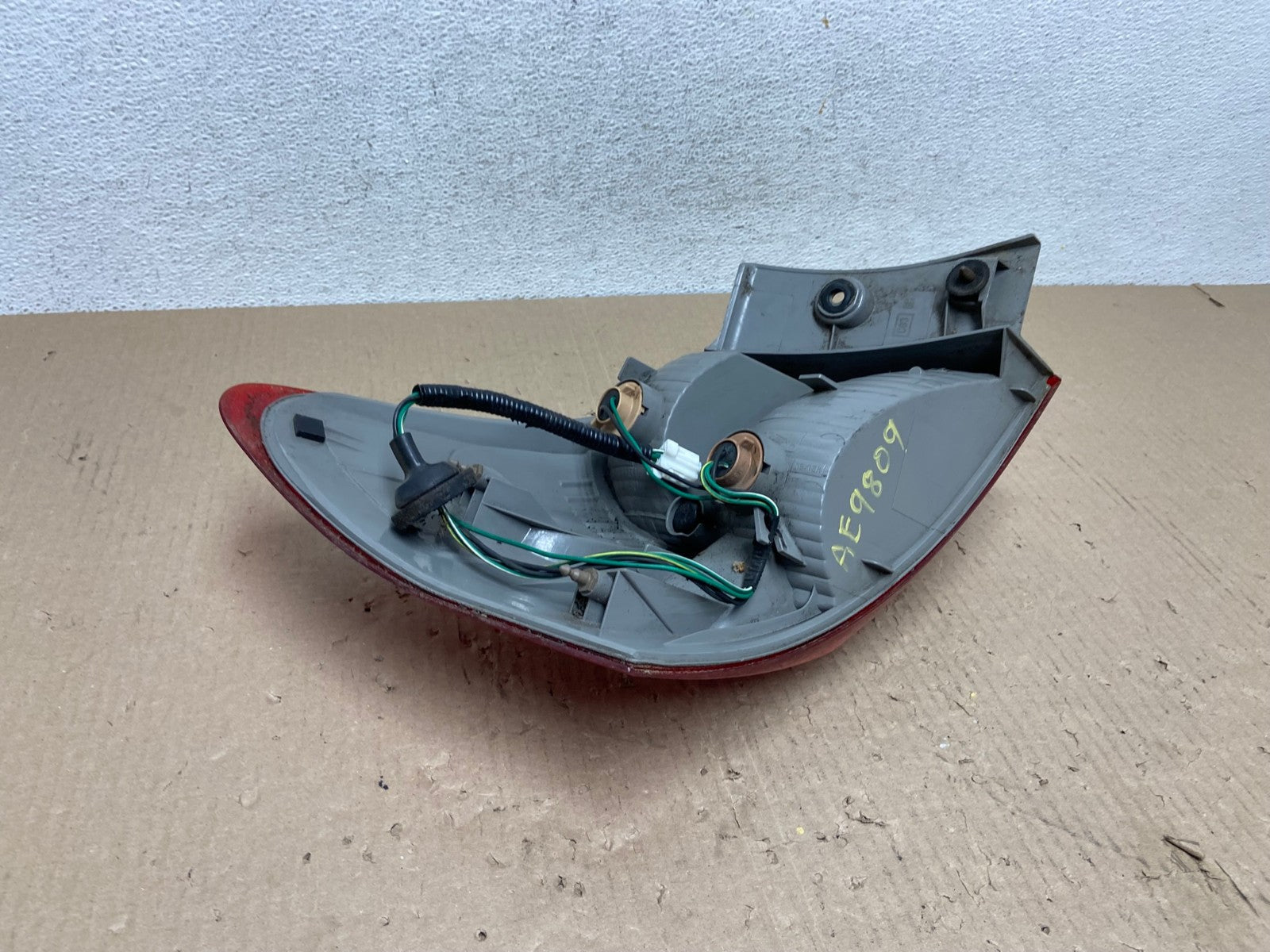 2008 to 2015 Nissan Rogue Right Passenger Rh Side Tail Light AE9809 LK6