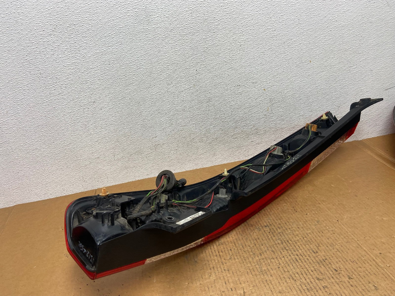 2005 to 2006 Honda Cr-v Crv Right Passenger Side Tail Light AE0629 LK3