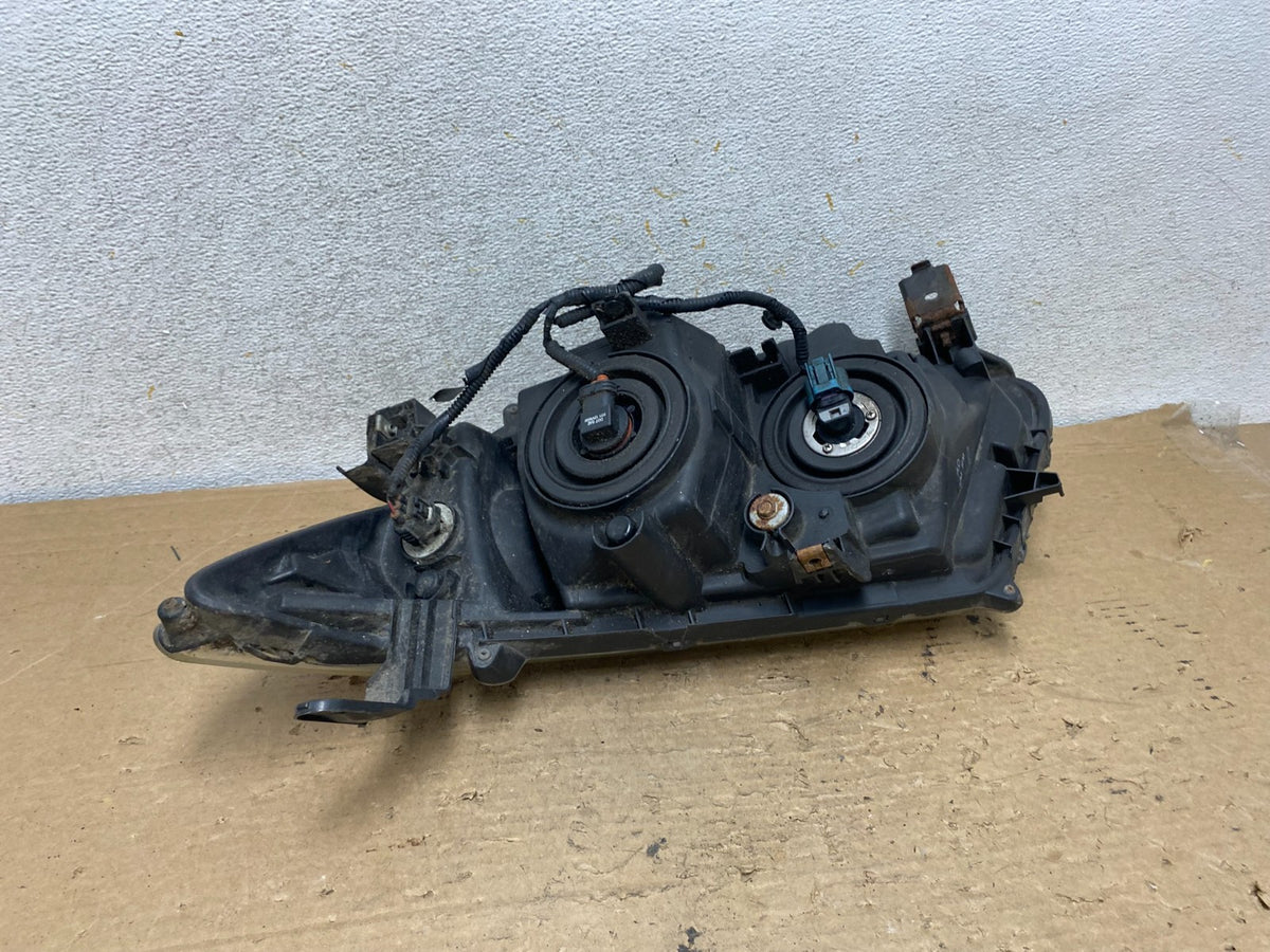 2011 to 2013 Honda Odyssey Front Right Passenger Headlight Halogen AH9266 DW5