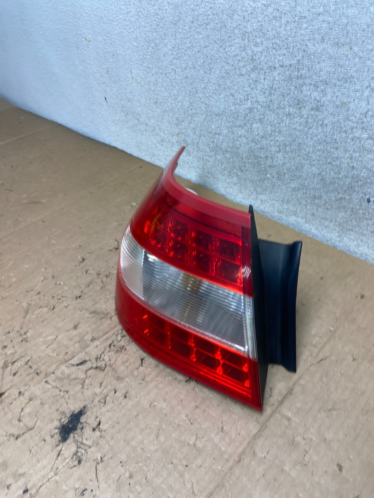 2007 to 2009 Lincoln MKZ Zephyr Left Driver Lh Side Tail Light AI9366 LK1