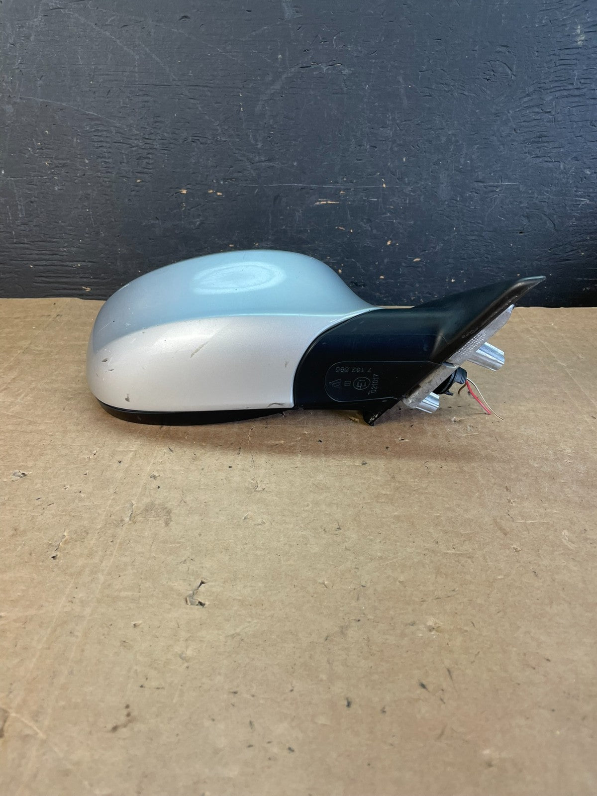 2009 to 2011 BMW 328i 335i Right Passenger Side View Door Mirror AE8561 DW3
