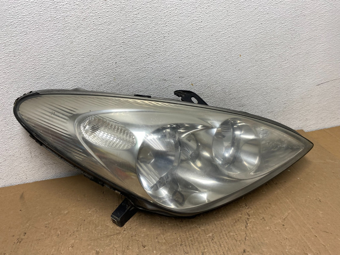 2002 - 2004 Lexus Es300 Es330 Right Passenger Headlight Hid Xenon AD8233 DW0