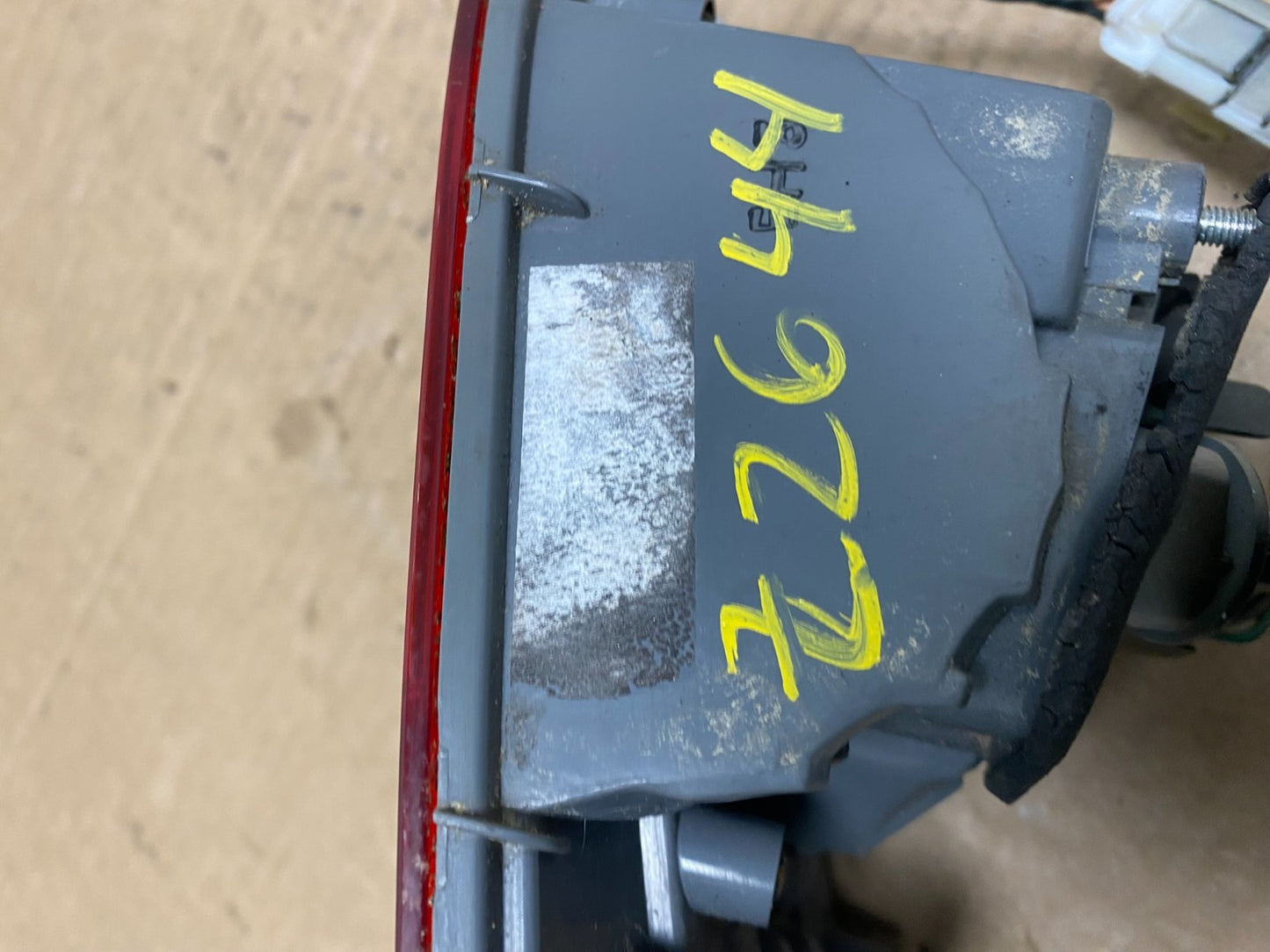 2010 to 2013 Kia Forte Left Driver LH Side Tail Light Inner Oem Z2644 DW6