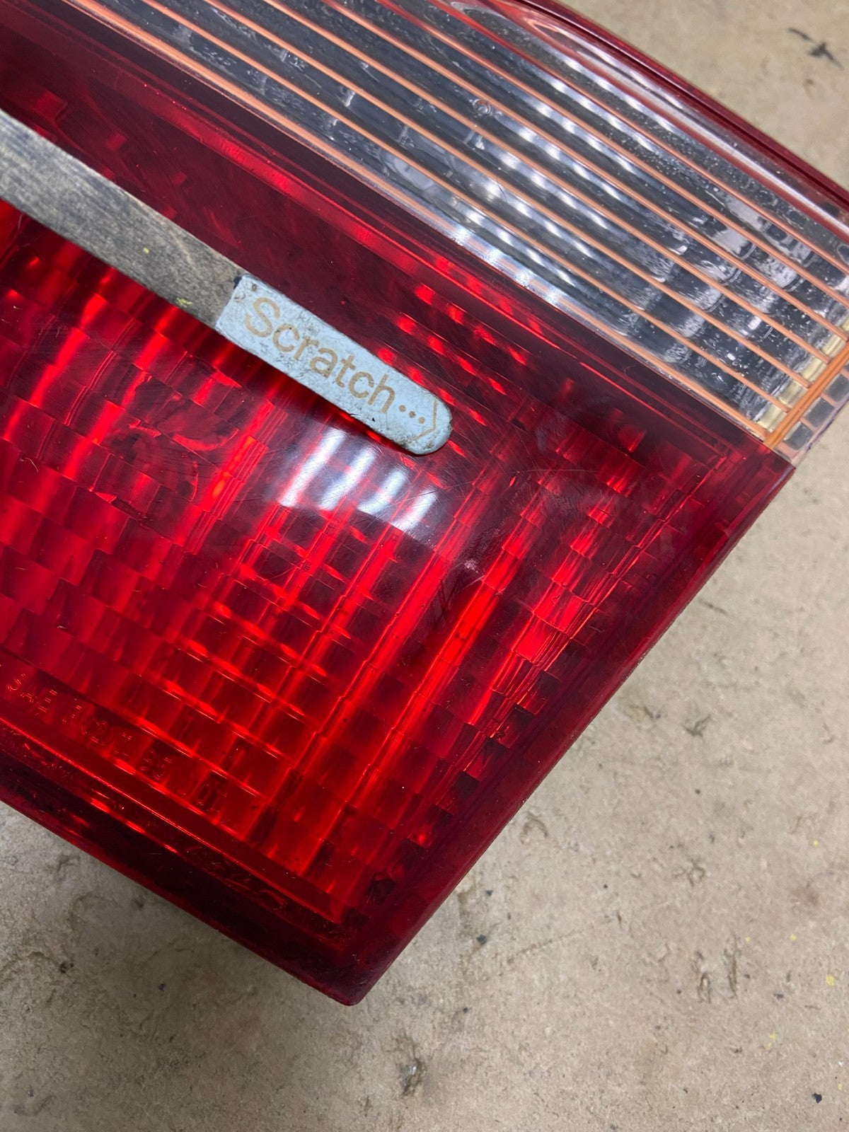 1998 to 2000 Honda Accord Right Passenger Side Inner Tail Light OEM X7525 DW4