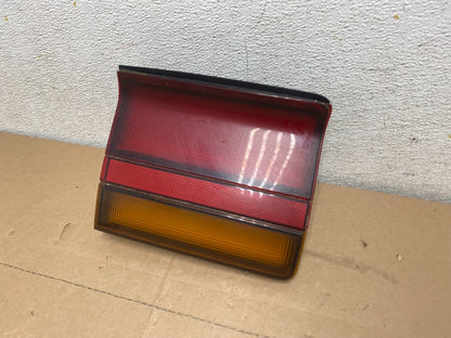 1991-1996 Saturn SC1 SC2 S-Series Left Driver LH Inner Tail Light OEM i9510 DG1