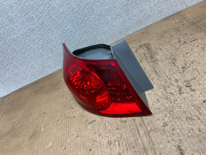 2007 to 2010 Hyundai Elantra Sedan Left Driver Side Tail Light Oem AA8368 LK1