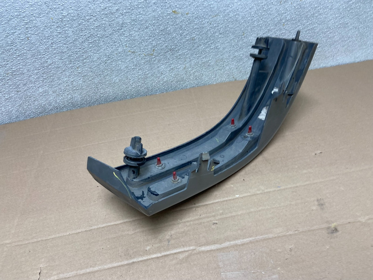 1993-1997 Dodge Intrepid Right Passenger Lower Tail Light Body Filler AA8612 DG6