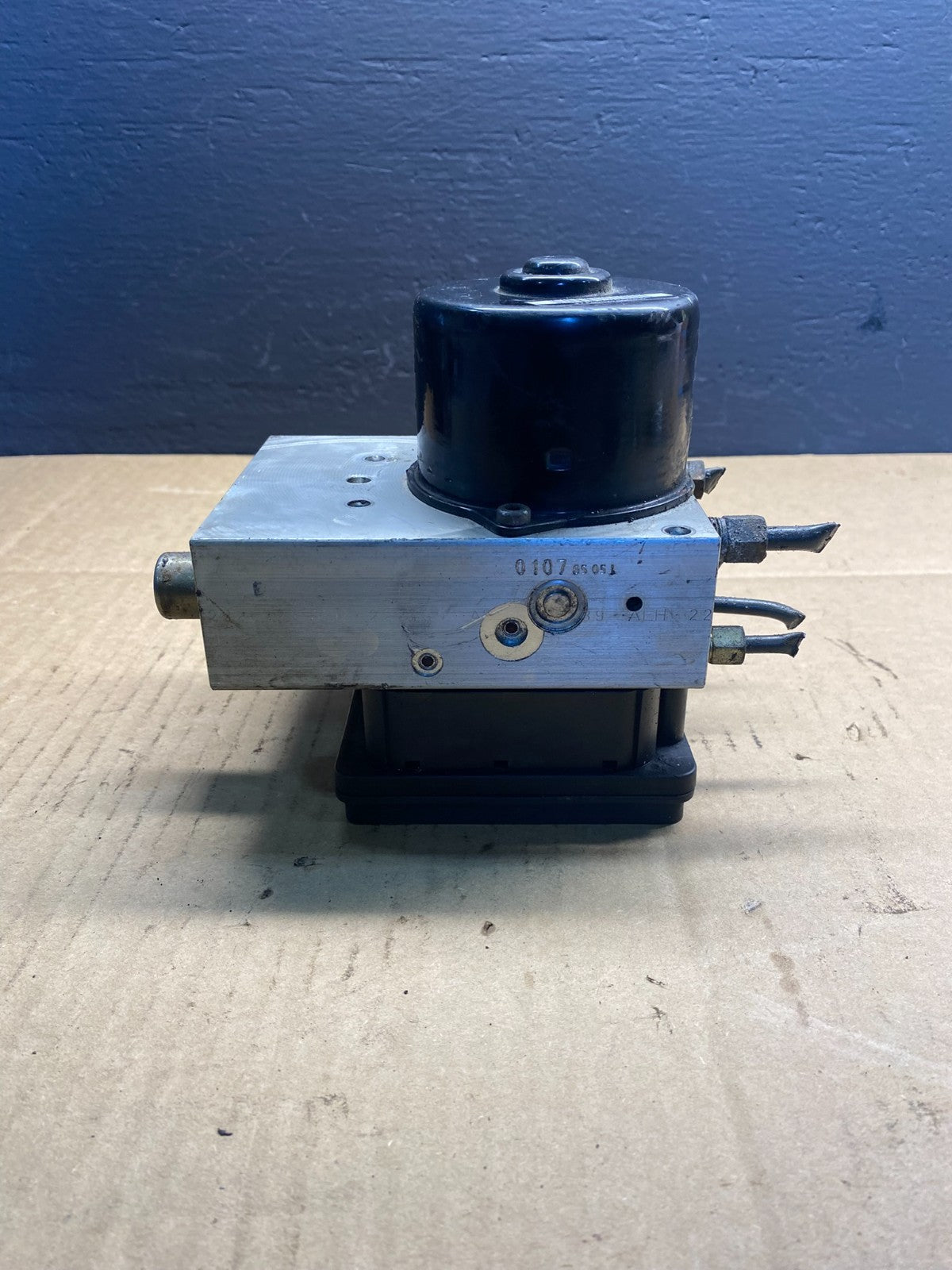 2013 - 2017 Nissan LEAF Infiniti Q50 ABS Anti Lock Brake Pump Booster AF9168 DG3