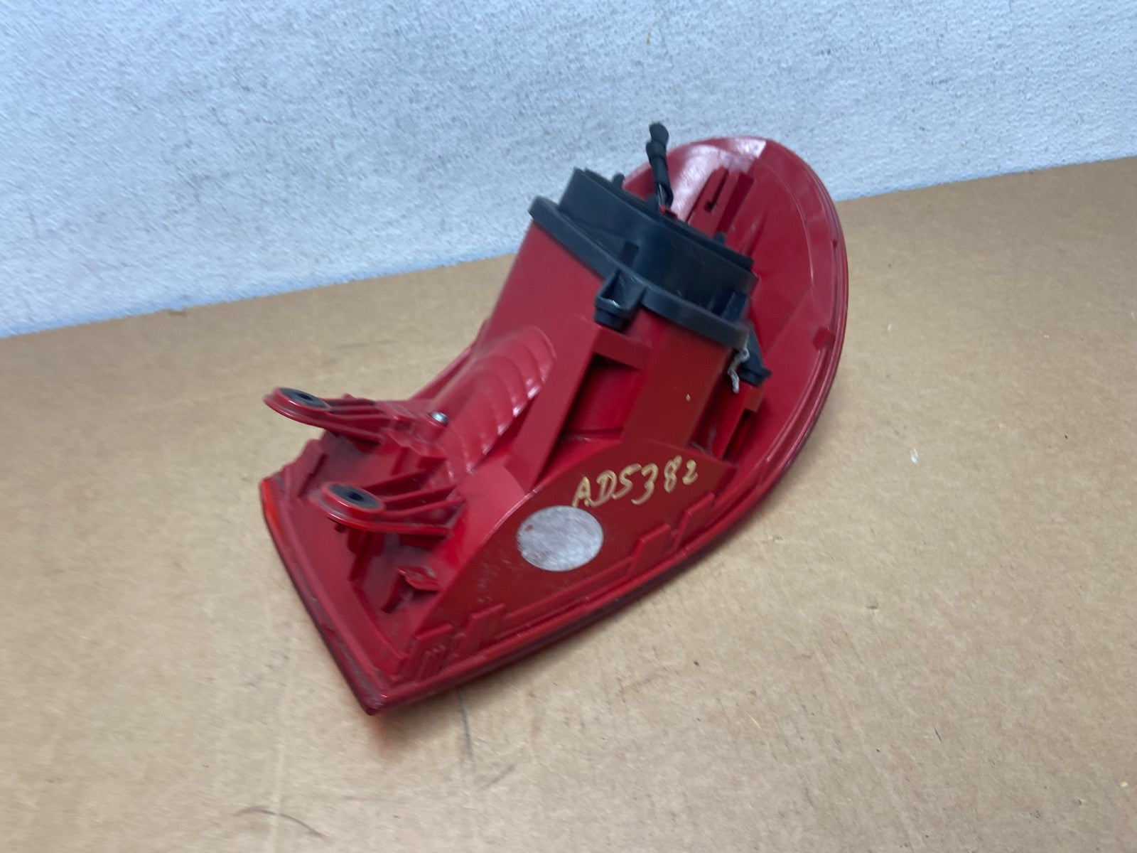 2012-2017 Volkswagen Tiguan Left Driver LH Side Tail Light AD5382 LK7