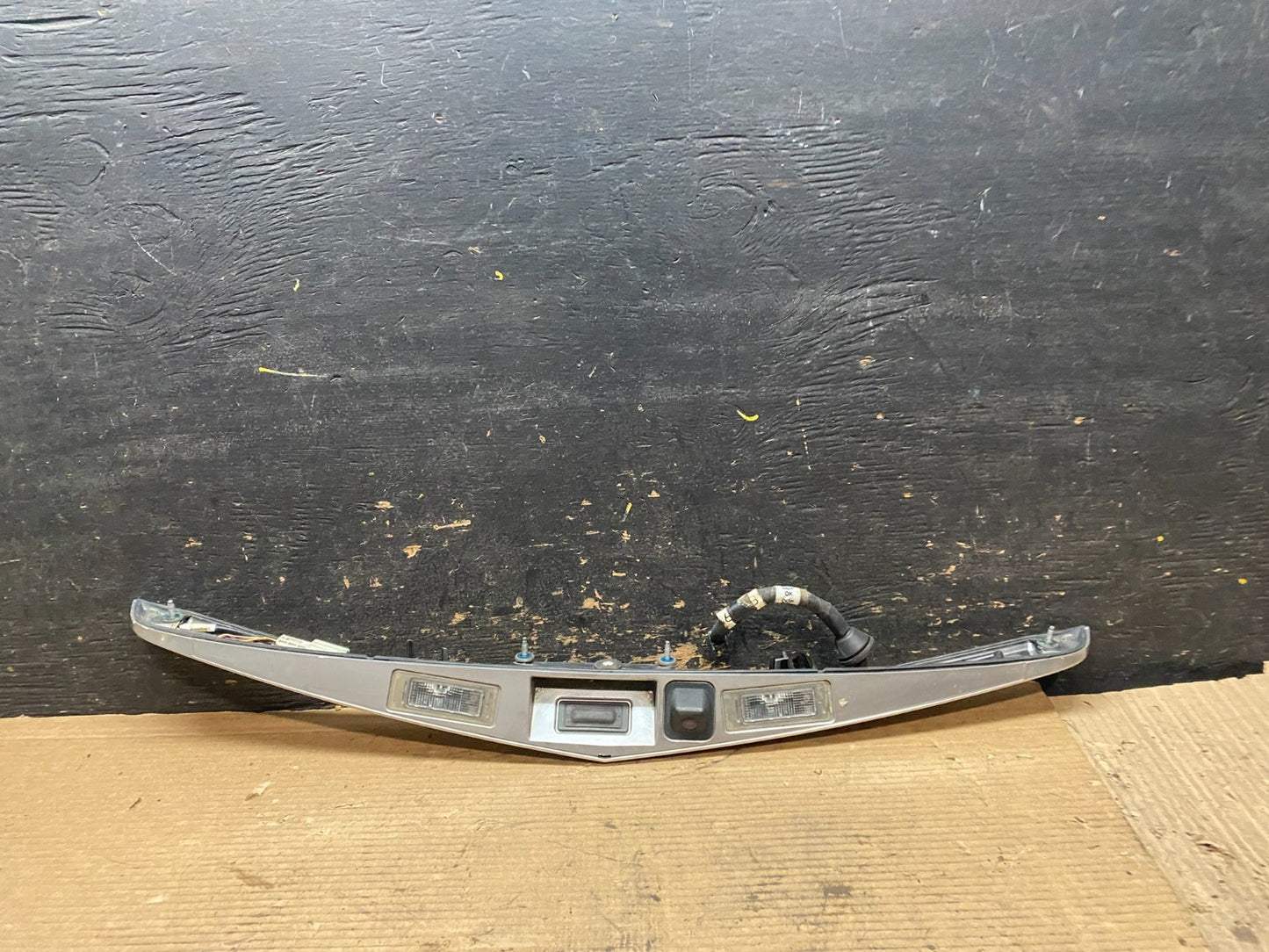 2013-2017 Cadillac XTS Trunk LID Handle Chrome Spoiler With Camera OEM V9485 DG3
