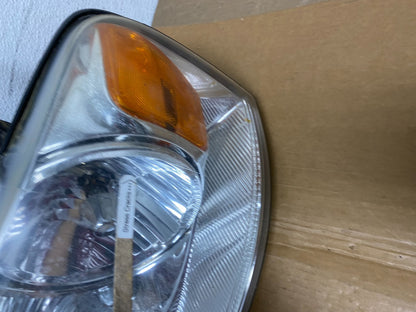 2004 to 2008 Ford F-150 F150 Left+Right Halogen Headlights AE0588 DW4
