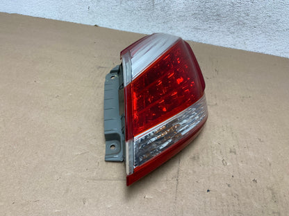 2011 - 2014 Nissan Murano Right Passenger Side RH Tail Light AG4597 LK2