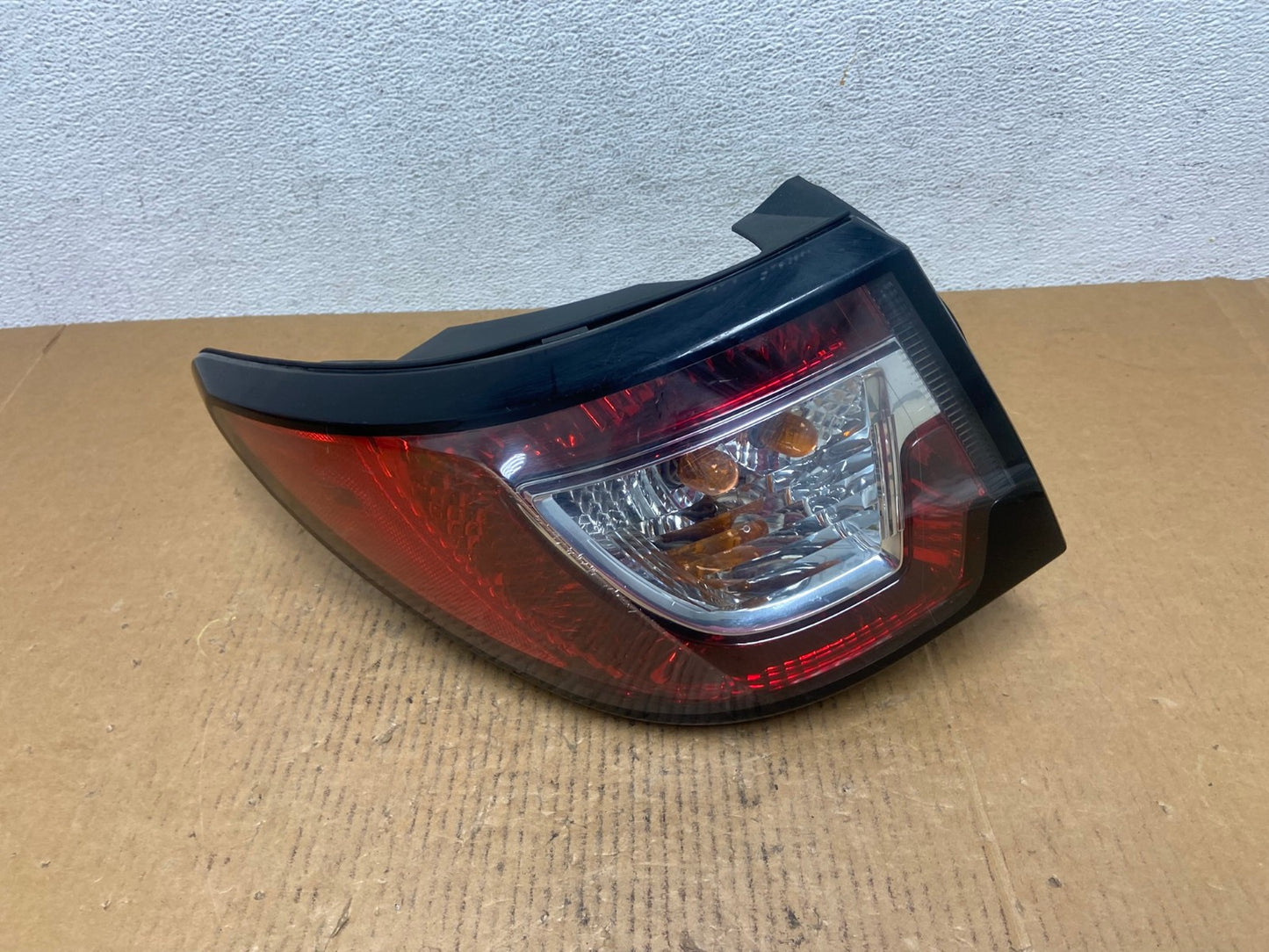 2013 to 2017 Chevrolet Traverse Left Driver LH Side Tail Light AE0427 LK0