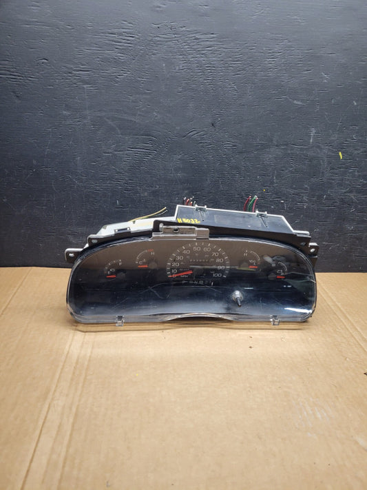 2001 to 2002 Ford Econoline E250 E350 Van Speedometer Instrument Cluster H80320