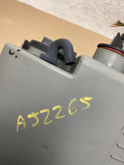 2003-2005 Mercedes Benz W209 CLK Right Passenger Halogen Headlight AJ2265 DW8